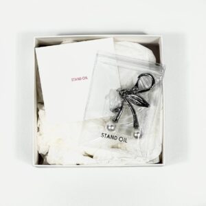 Stand Oil Cherry Pearl Keyring